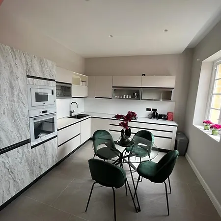 Heart, 3 Appartement *